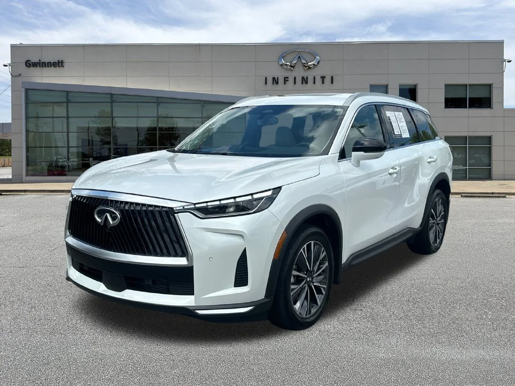 Certified Used 2027 White INFINITI LUXE image 1