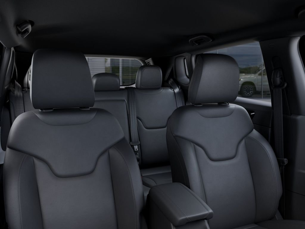 New 2026 Diamond Black Crystal Pearlcoat Jeep Limited image 26