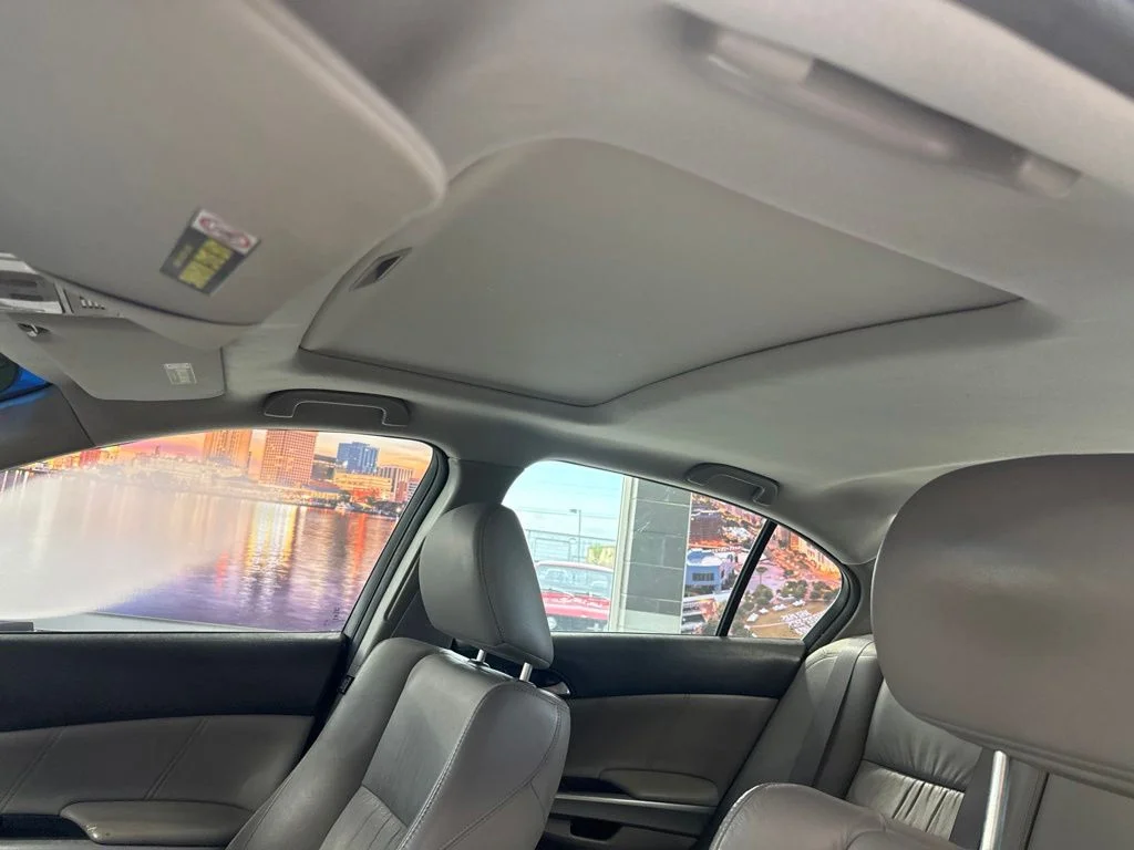 Used 2010 Gray Honda EX-L image 21