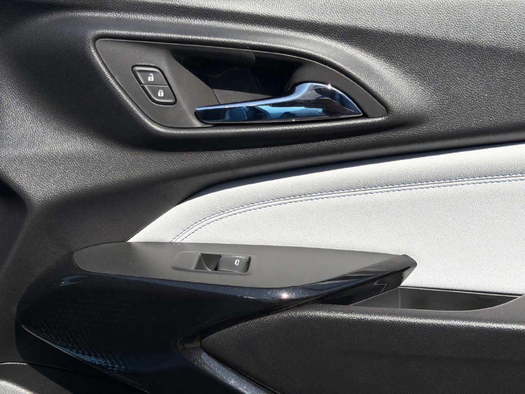 2026 Chevrolet Trax LT - Photo 15