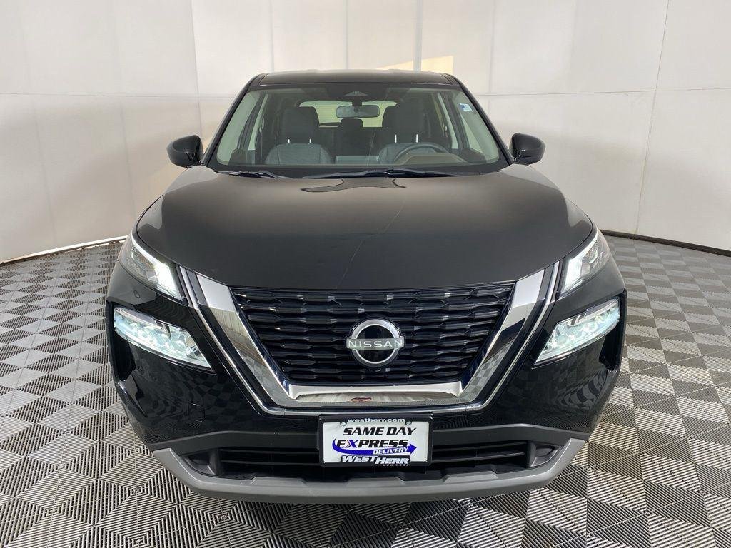 Used 2023 Super Black Nissan SV image 4