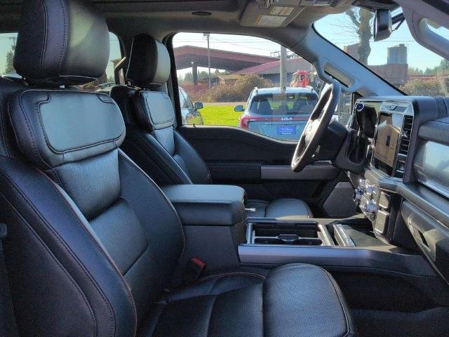 New 2026 Glacier Gray Metallic Tri-Coat Ford F-250® Lariat® image 32