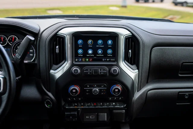 Used 2021 Northsky Blue Metallic Chevrolet LTZ image 7