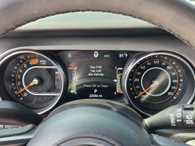Used 2023 Black Jeep Sport S image 20