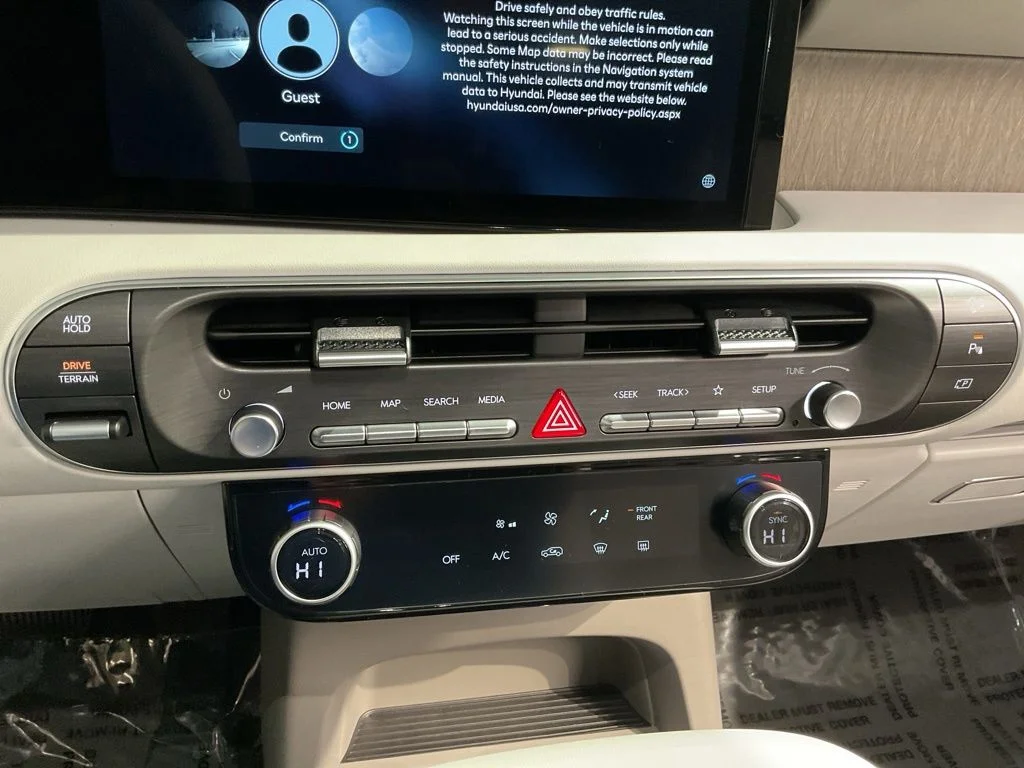 New 2026 Gray Hyundai SE image 15