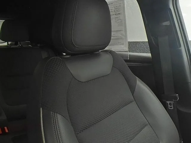 Used 2023 Gray Chevrolet RS image 33