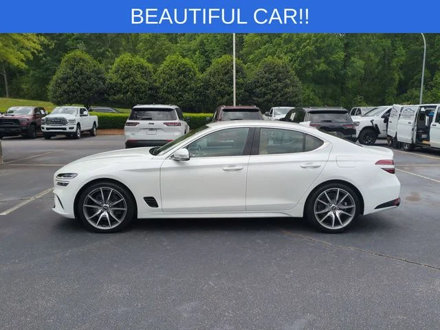 Used 2022 White Genesis 3.3T image 2