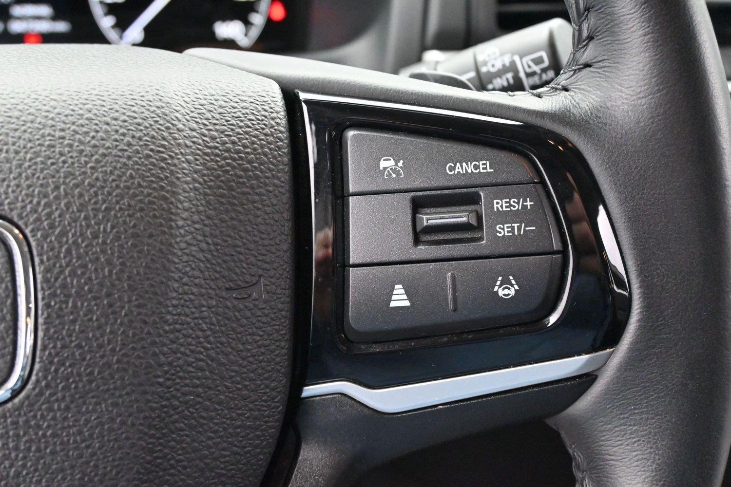 Used 2025  Honda EX-L image 21