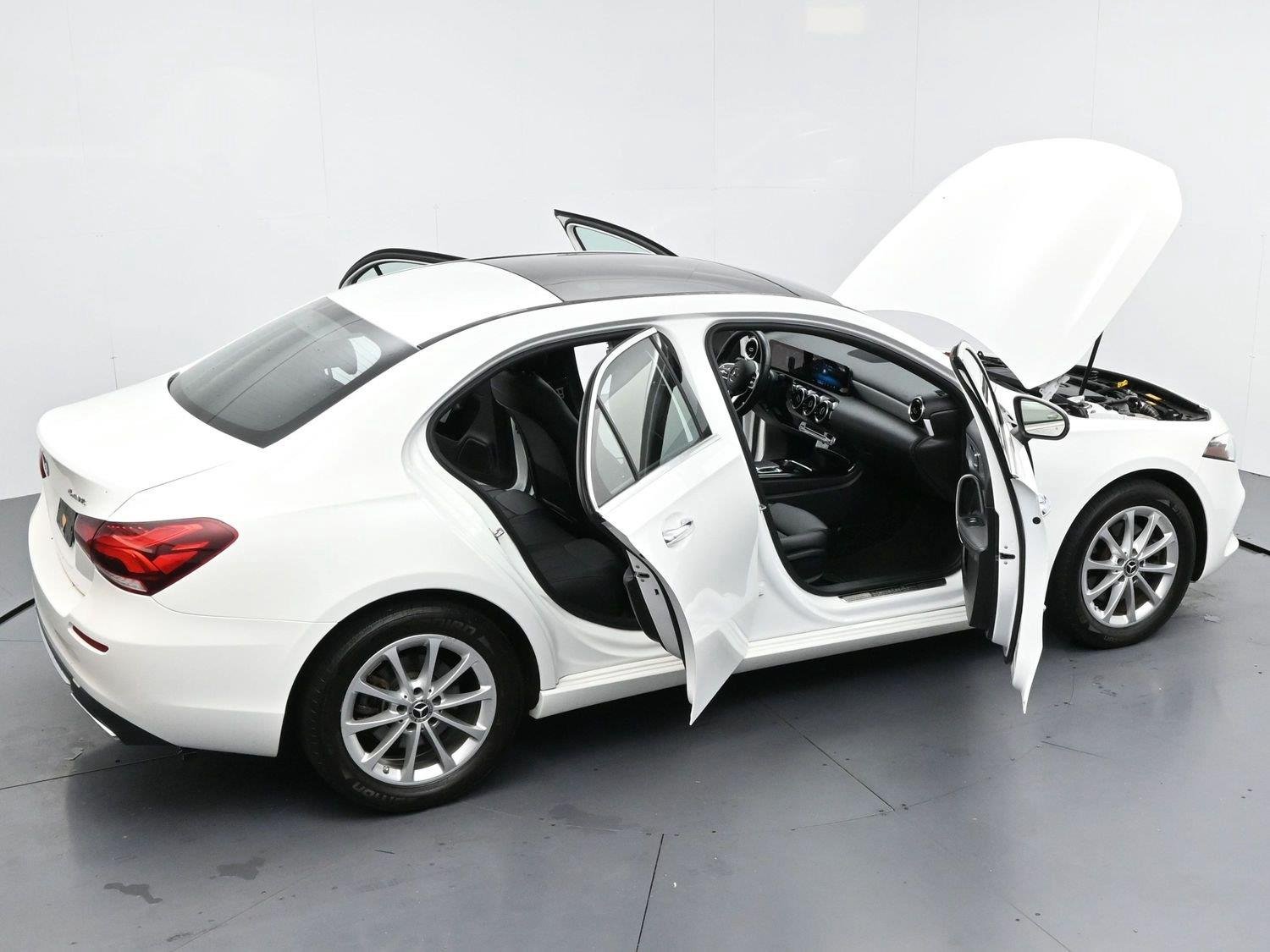 Used 2019 Night Black Mercedes-Benz A 220 image 36