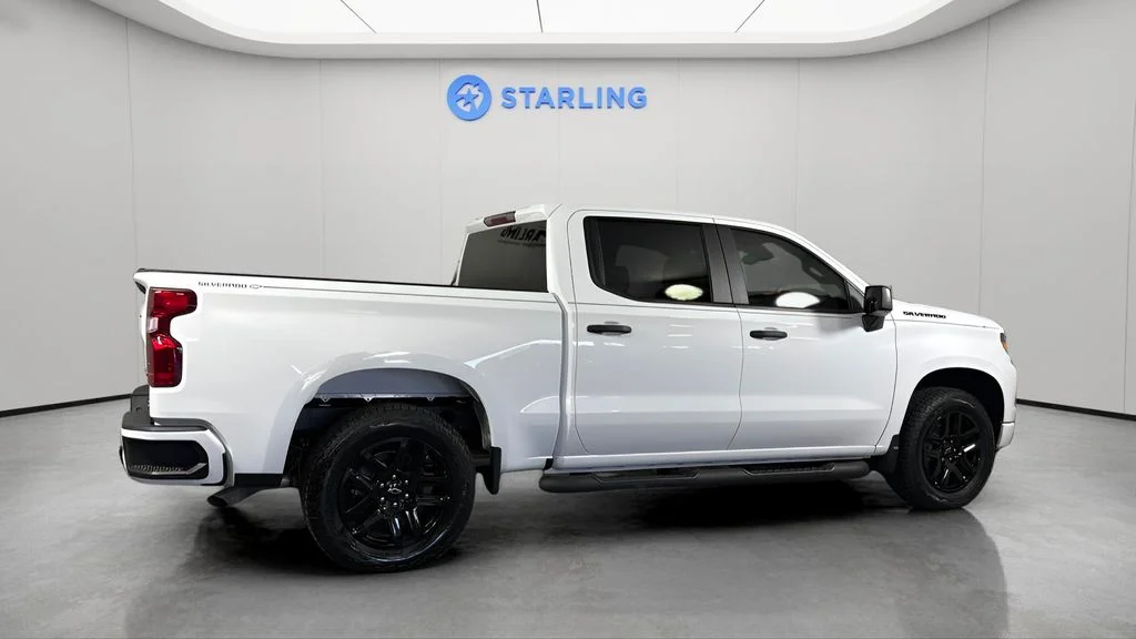 Used 2026 White Chevrolet Custom image 10