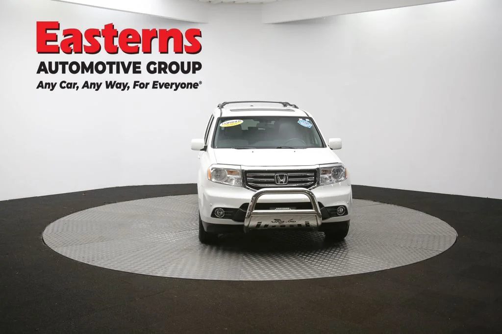 Used 2014 White Honda Touring image 50