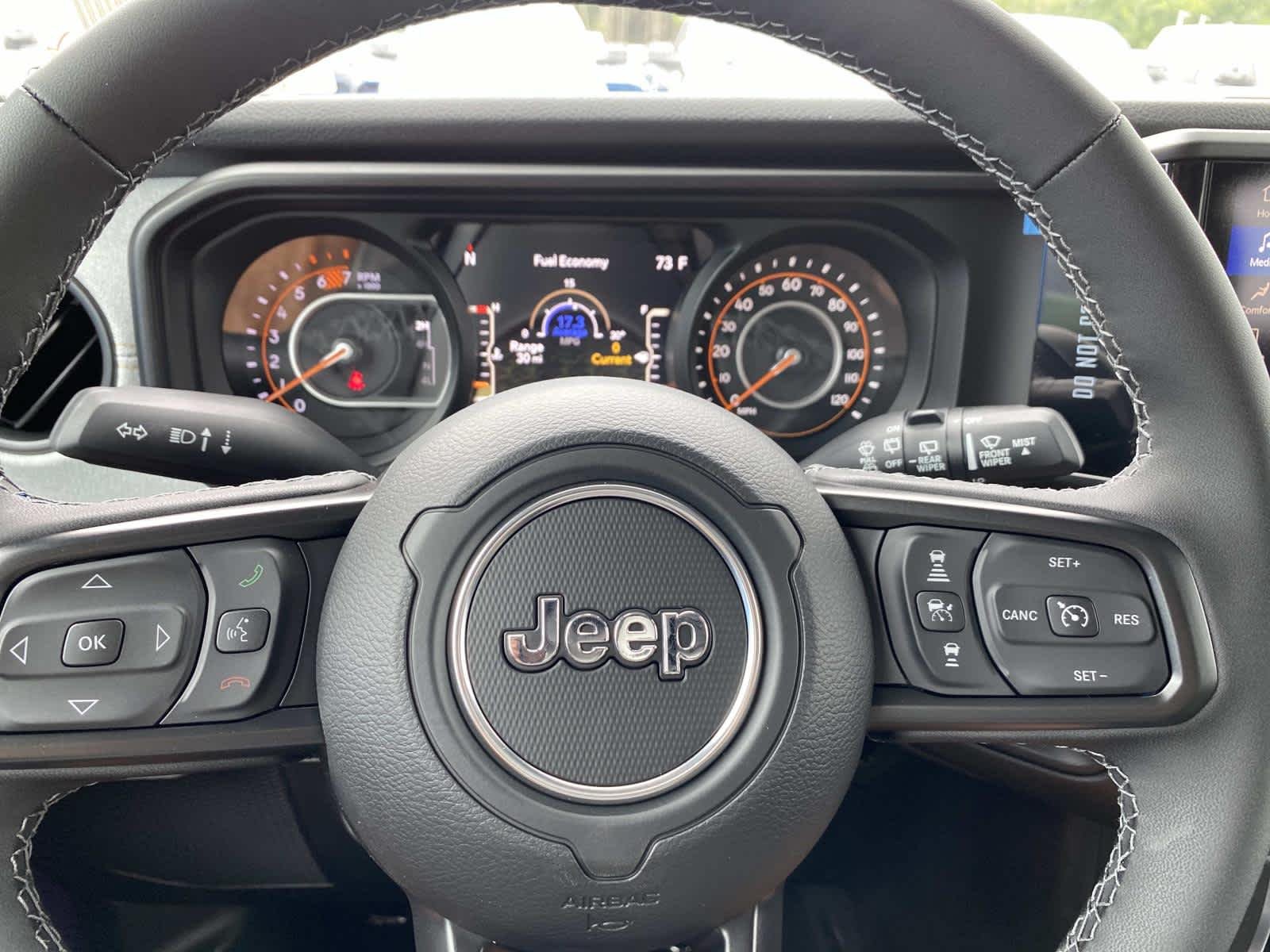 New 2026 Reign Exterior Paint Jeep Sport S image 14