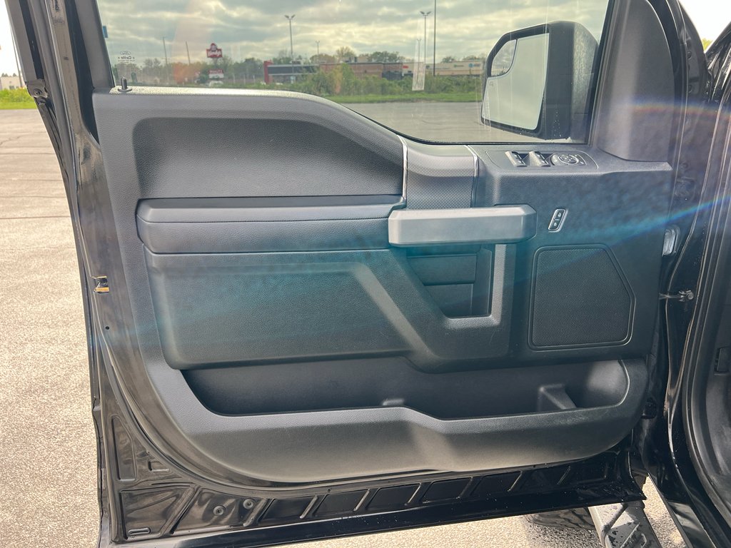 Used 2016 Shadow Black Ford XLT image 10