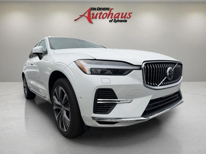 Used 2022 White Volvo Inscription Expression image 1