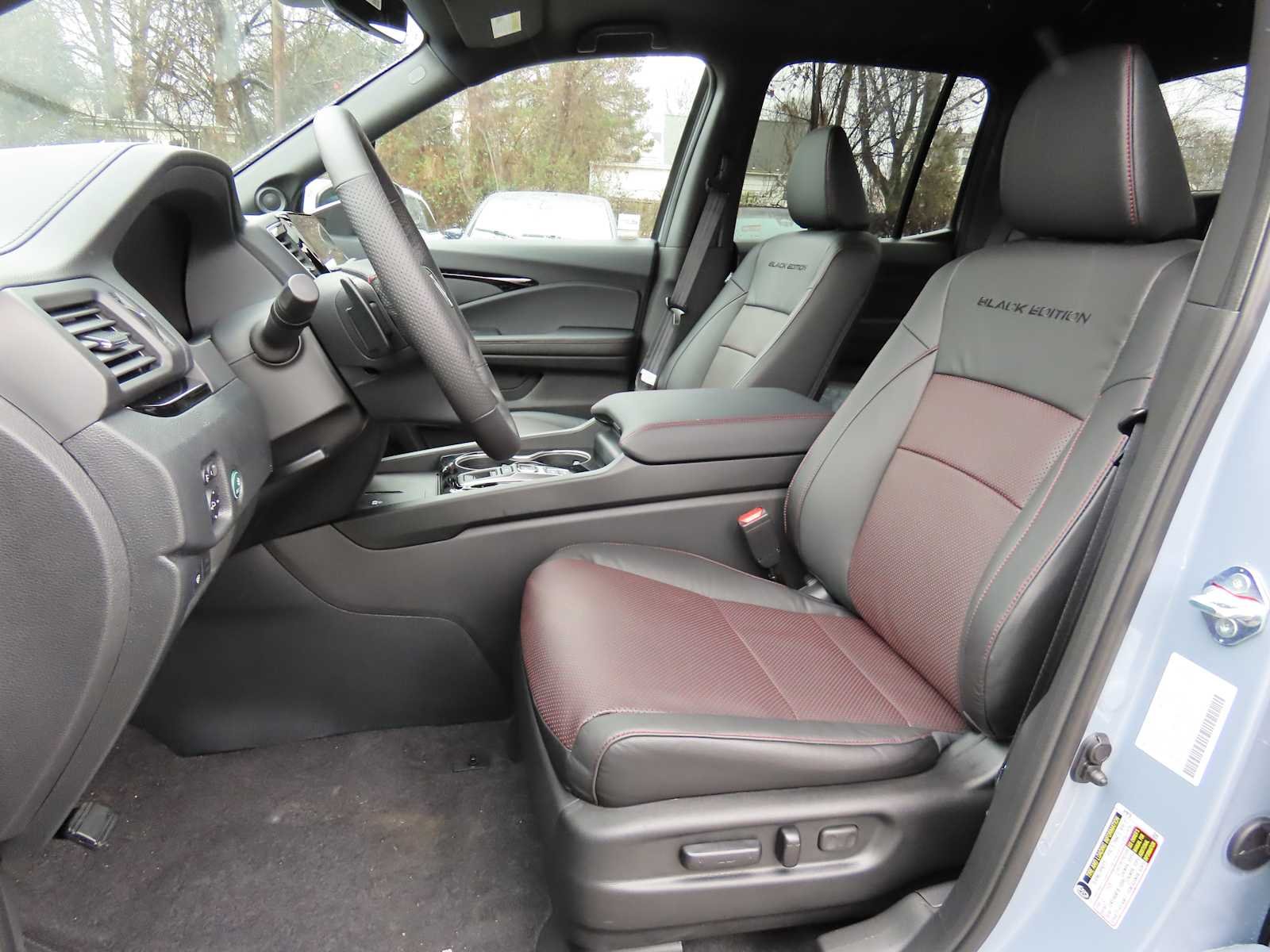 Nuevo Honda Black Edition 2026 en dos tonos, color Sonic Gray Pearl, imagen 12