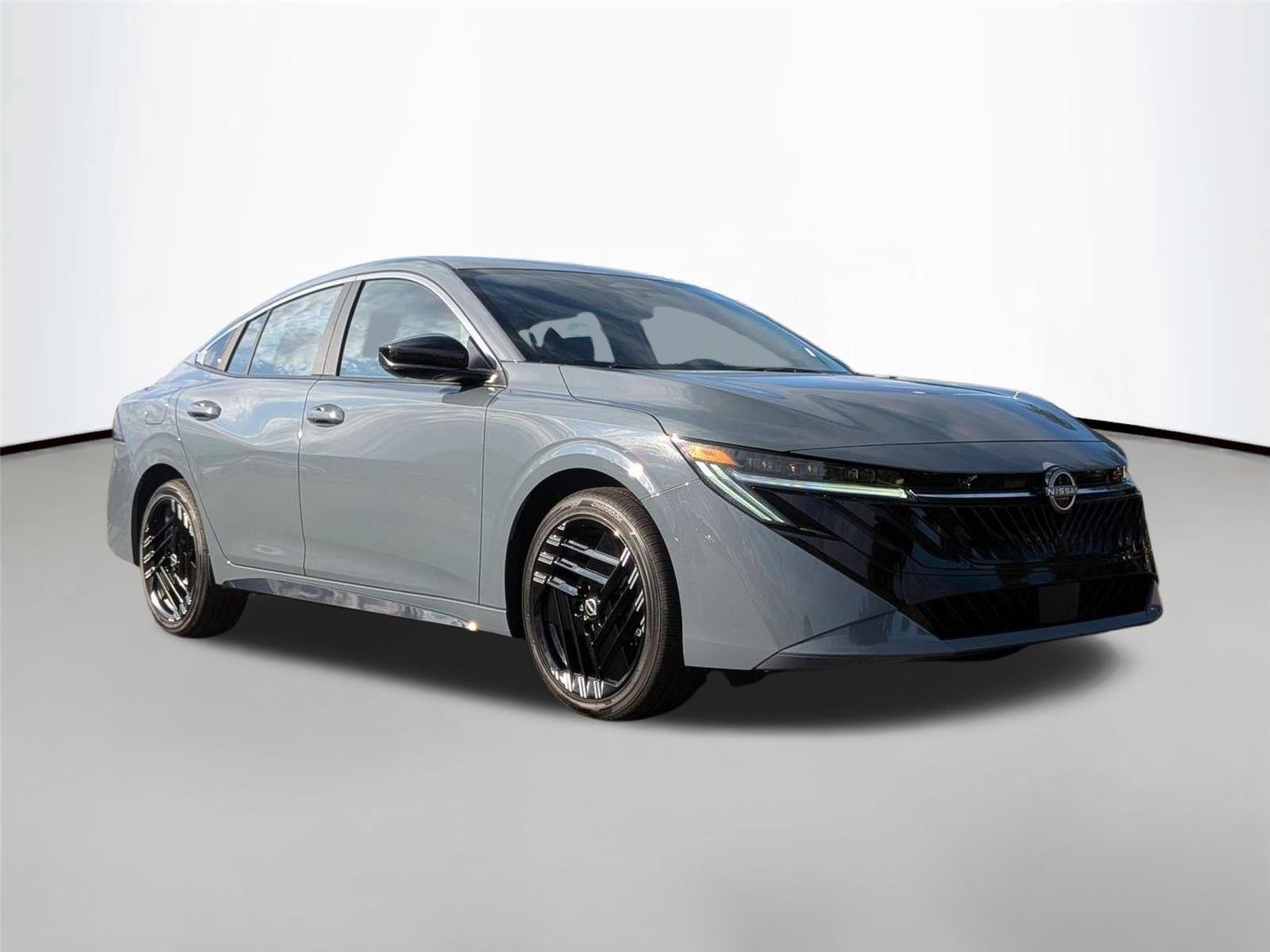 New 2027 Atlantic Gray Metallic / Super Black Two-tone Nissan SR image 7