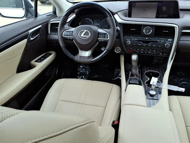 Used 2019 EMINENT WHITE PEA Lexus Base image 4