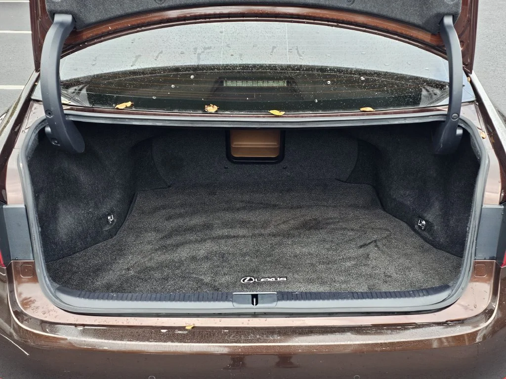 Used 2016 Brown Lexus 350 image 9