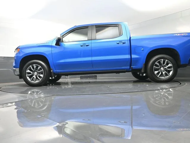 Used 2025 Blue Chevrolet LT image 42