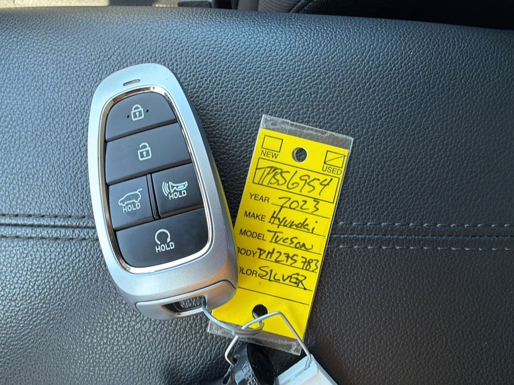 Used 2023 Silver Hyundai SEL image 33