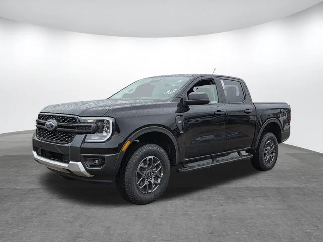 New 2026 Shadow Black Ford XLT image 4