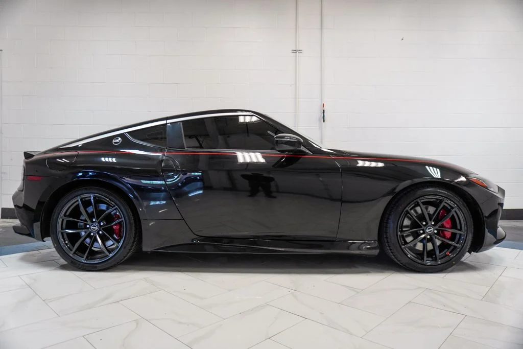 Used 2024 Black Nissan Performance image 29