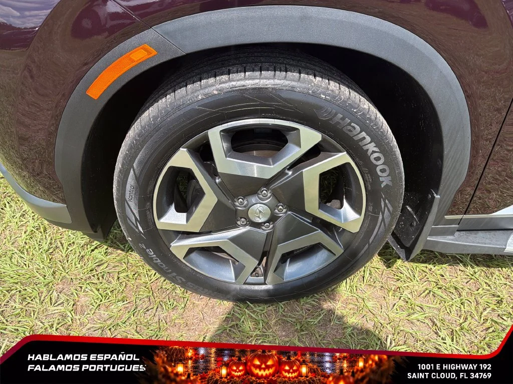 Used 2024  Hyundai SEL 8P image 10