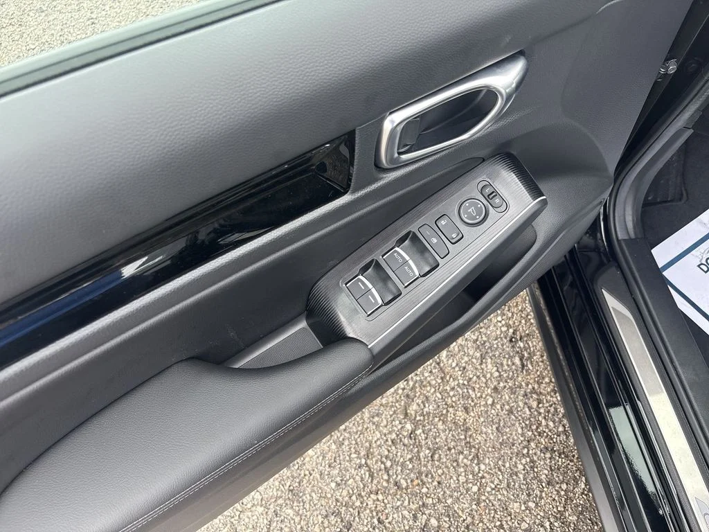 Used 2025 Black Honda Sport Touring image 13