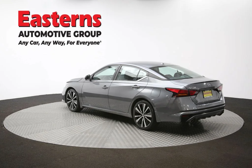 Used 2022 Gray Nissan 2.5 SR image 61