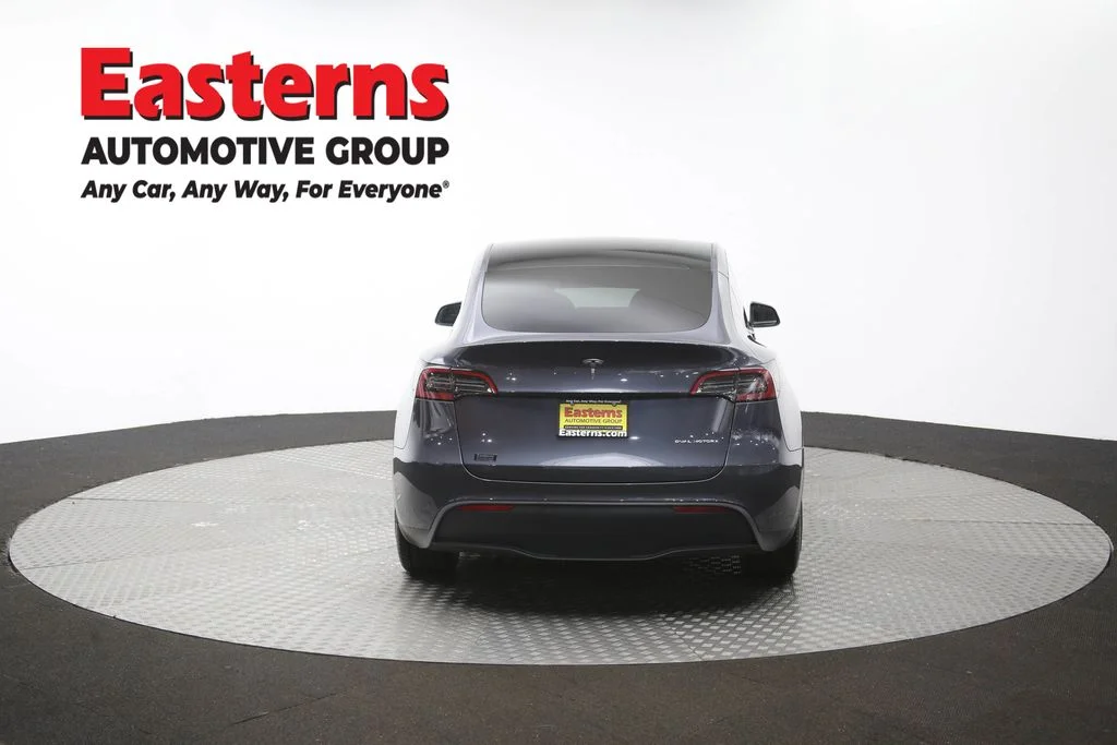 Used 2022 Gray Tesla Long Range image 31