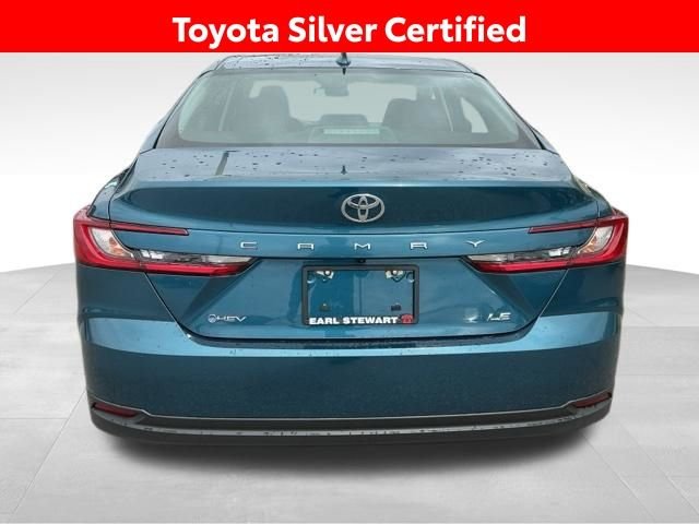 Used 2025  Toyota LE image 6