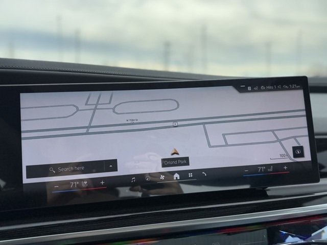 New 2025 Brooklyn Grey Metallic BMW 750e xDrive image 9