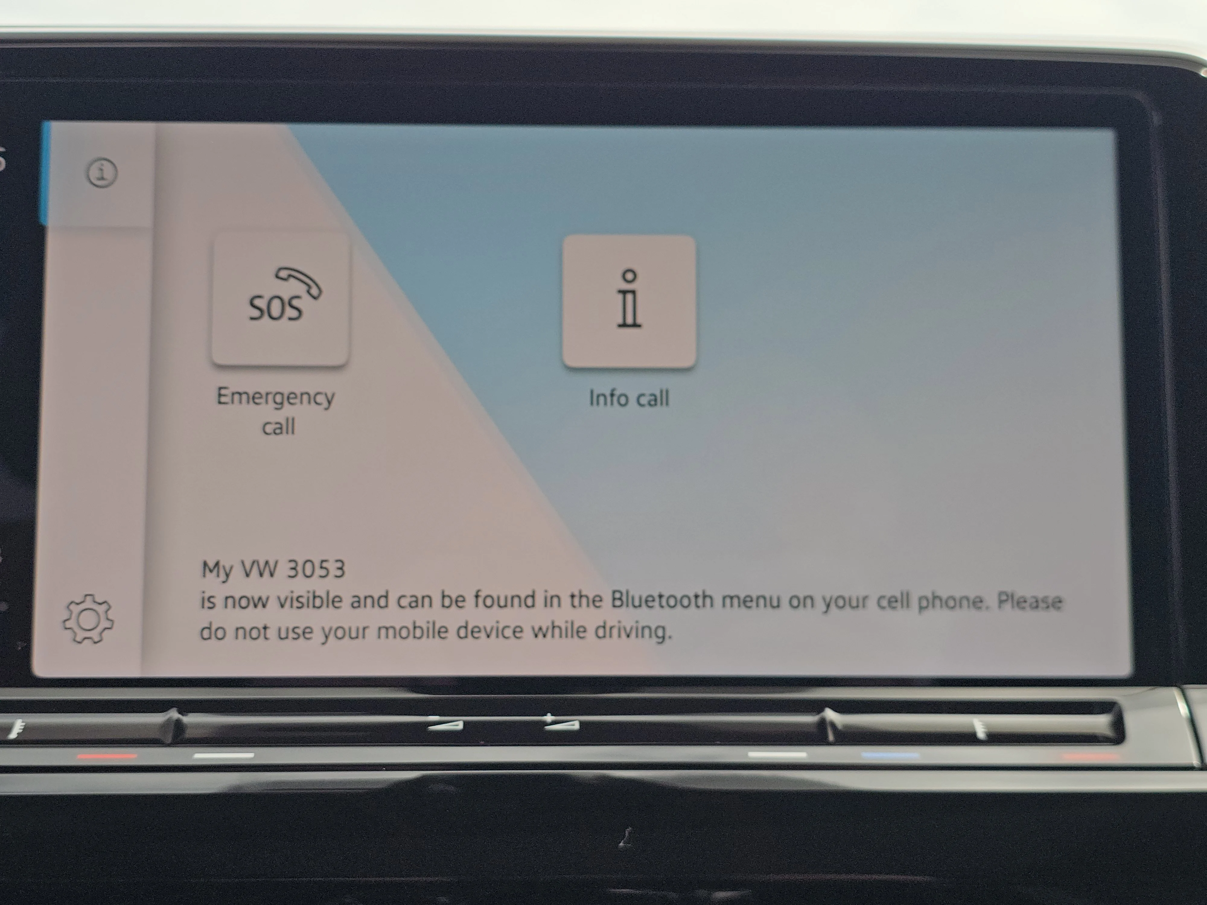 New 2026 Silver Mist Metallic Volkswagen 2.0T SE w/Technology image 12