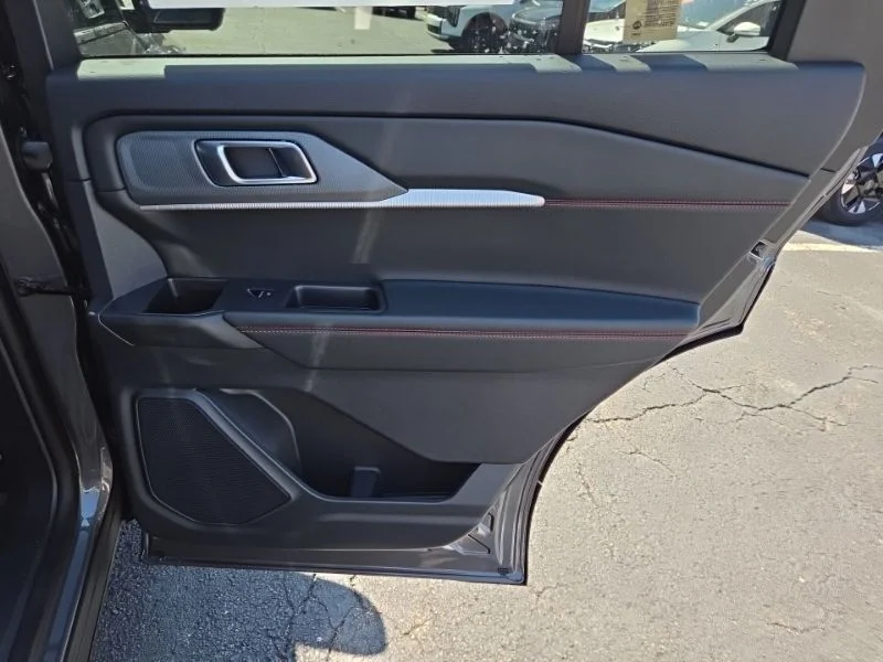 New 2026 Carbonized Gray Metallic Ford ST-Line image 17
