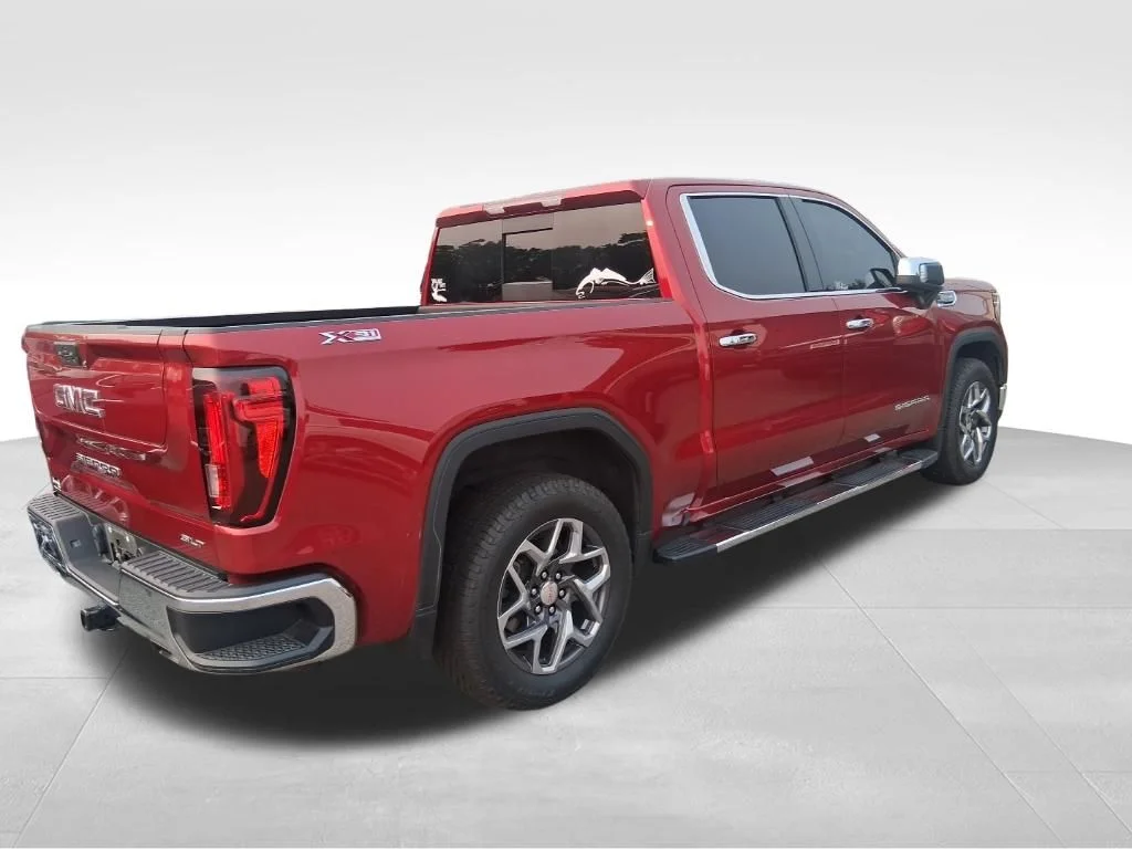 Used 2024 Red GMC SLT image 4