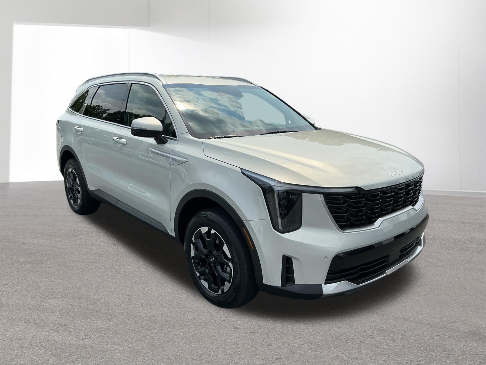 New 2026 Ivory Silver Kia S image 1