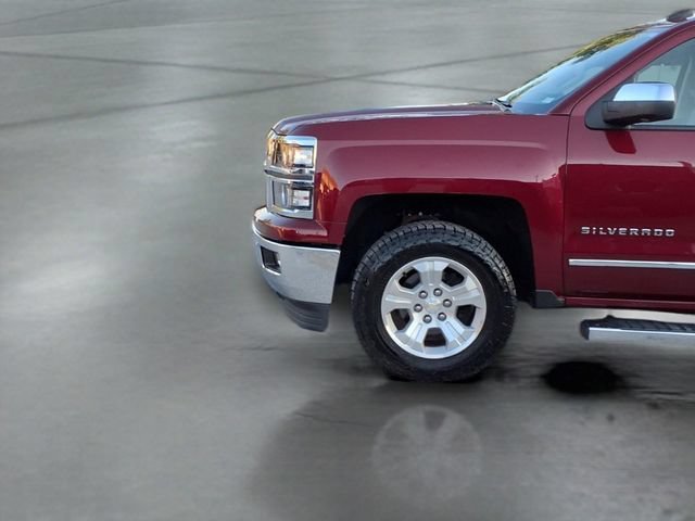 Used 2014 DEEP RUBY METALLIC Chevrolet LTZ image 18