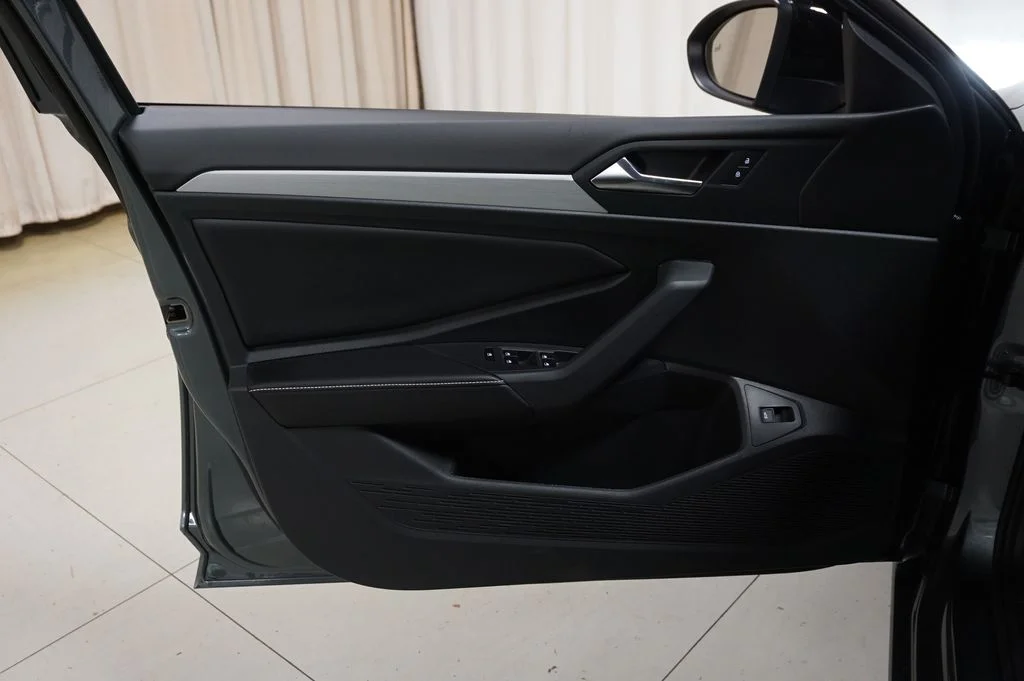 New 2026 Gray Volkswagen 1.5T Sport image 21