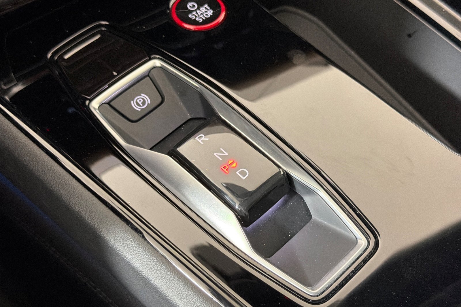 Used 2023 Daytona Gray Pearl Effect Audi Premium Plus quattro image 20