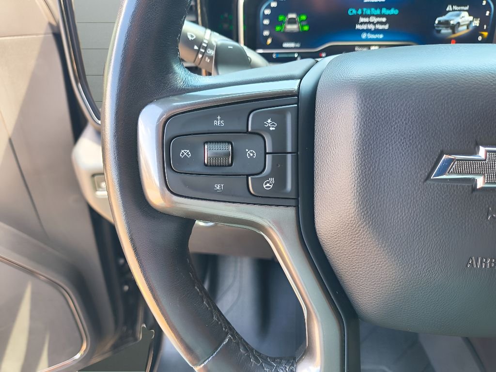 Used 2023 Black Chevrolet ZR2 image 21