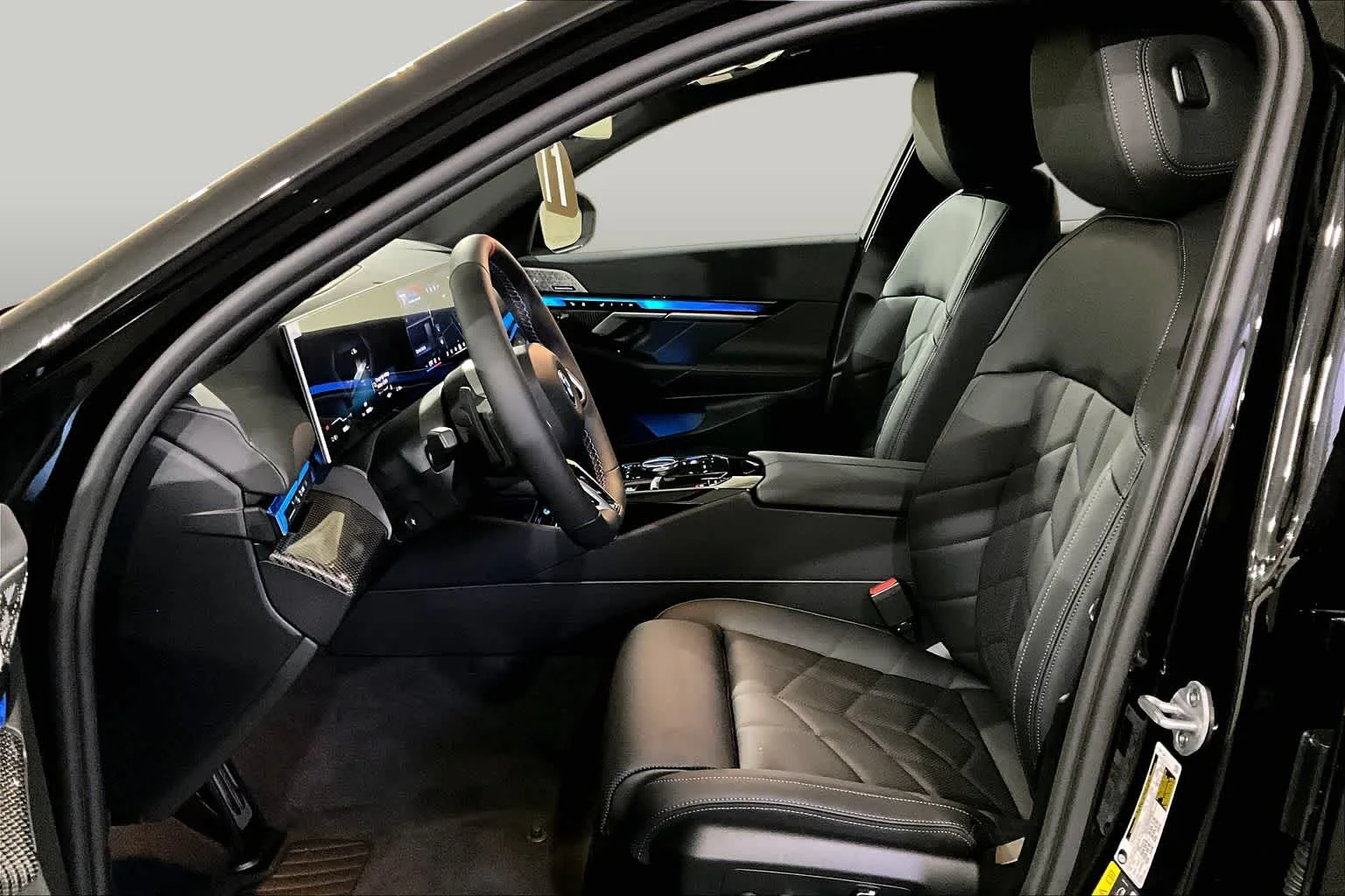 New 2026 Black Sapphire Metallic BMW M60 image 13