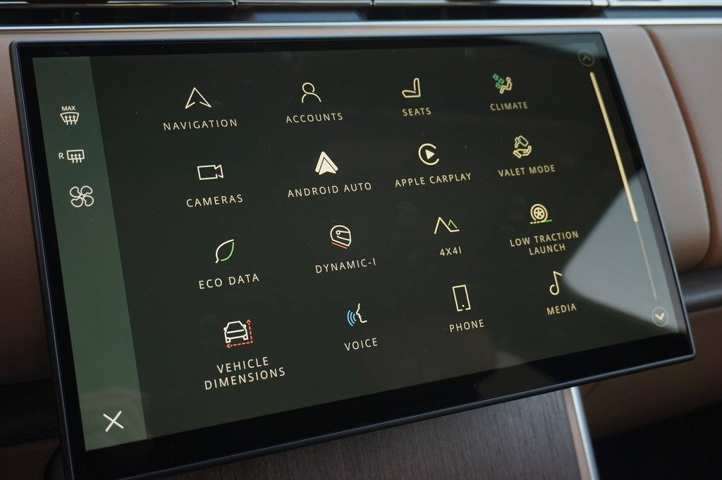 2026 LAND ROVER RANGE ROVER - Image 21