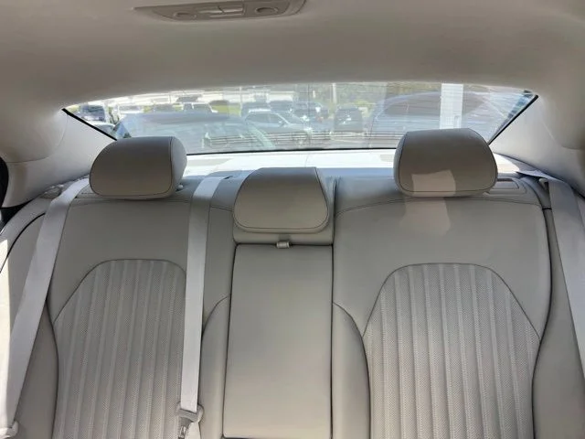 Used 2019 Casablanca White Genesis 3.3T Advanced image 16
