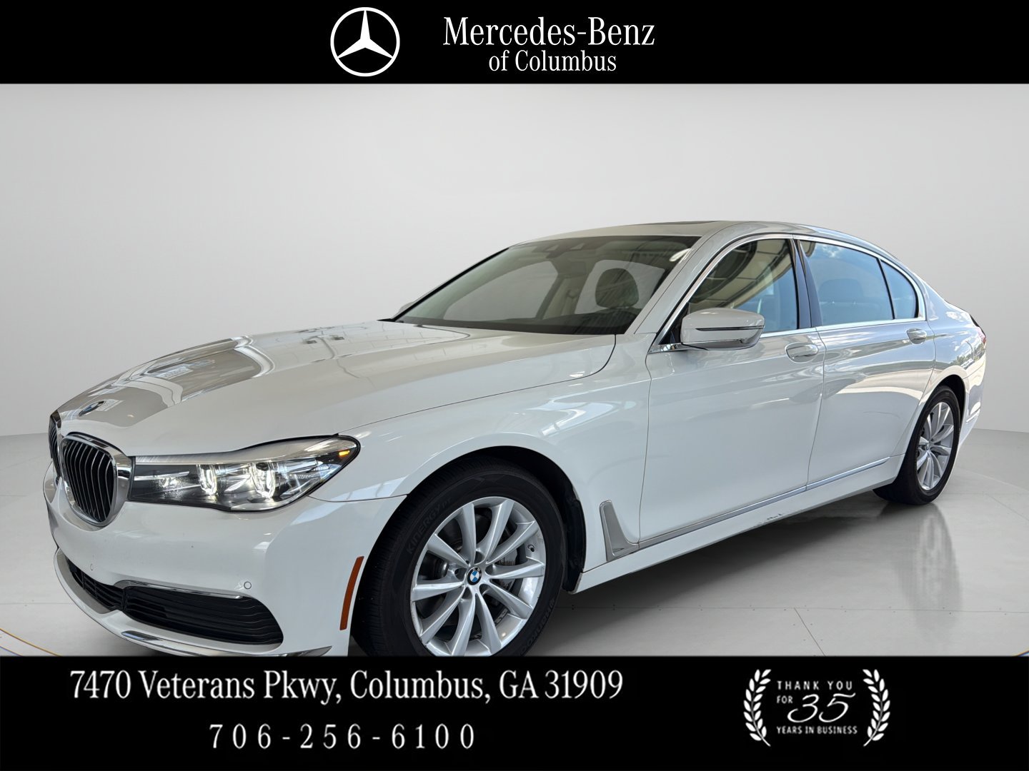 2019 BMW 7 Series 740i's photo