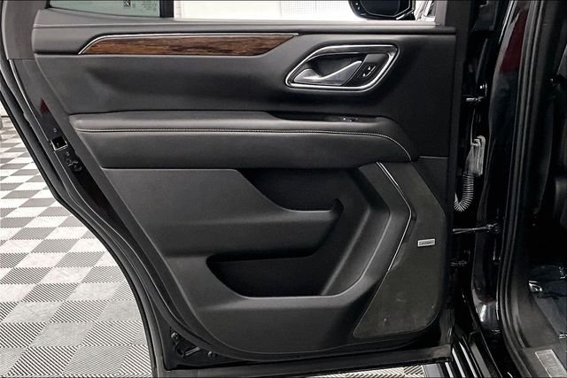 Used 2023 Black Chevrolet Premier image 23