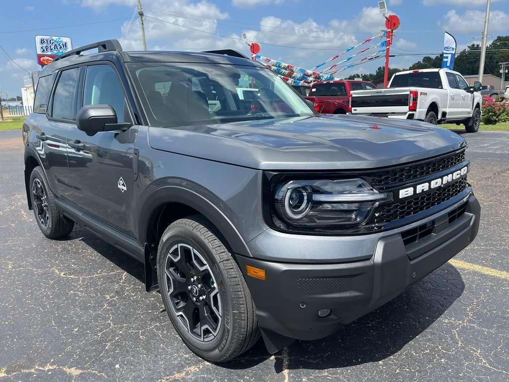 New 2026 Carbonized Gray Metallic Ford Outer Banks® image 3