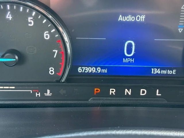 Used 2023 Black Metallic Ford XLT image 3