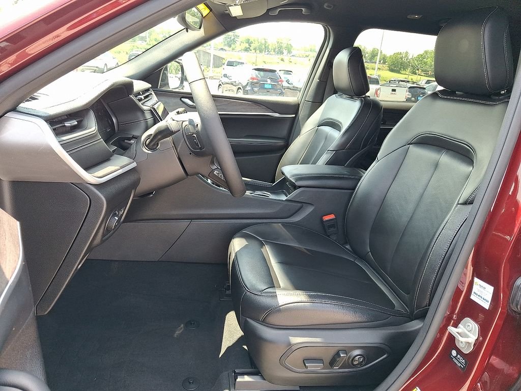 Used 2024 Red Jeep Limited image 15