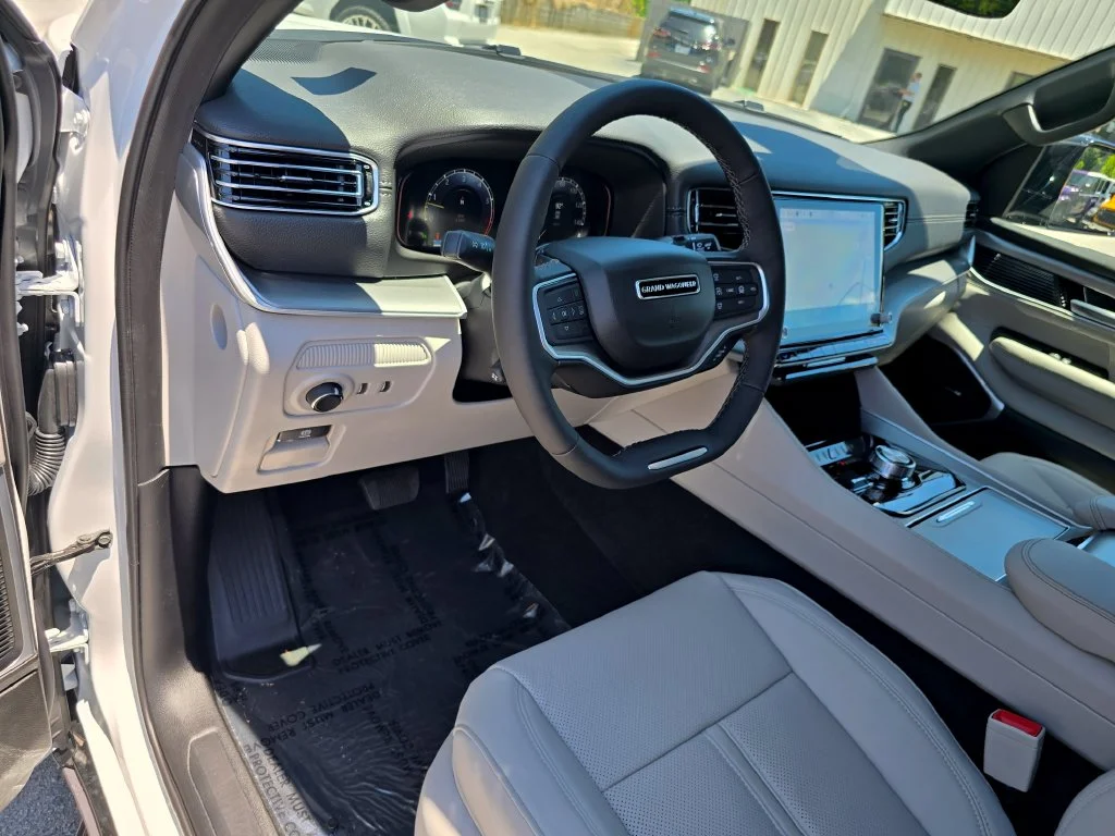 New 2026 White Jeep  image 24