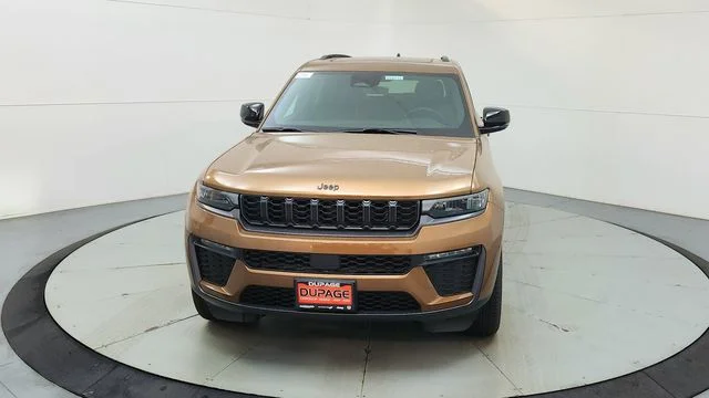 New 2026 Copper Shino Metallic Clear-Coat Exterior Paint Jeep Limited image 2